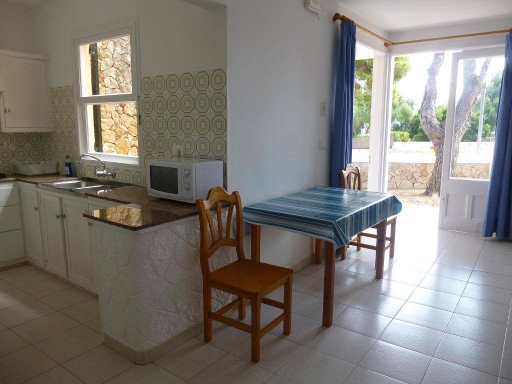 קאלה אן בלאנס Apartamentos Playa Calan Blanes חדר תמונה